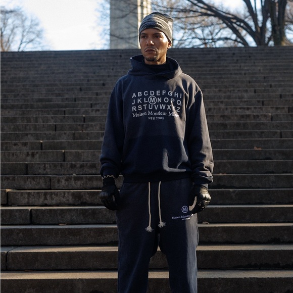 Mr. Mikey - Picture 8 of 12